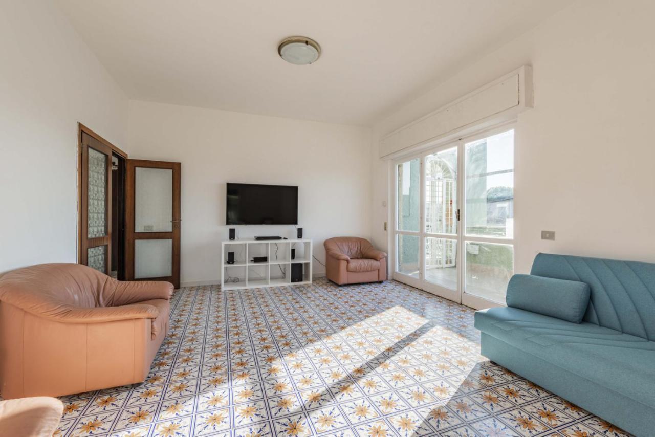 Апартаменти Rosa House Marina di Cerveteri Екстер'єр фото